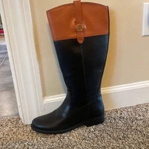 Tommy Hilfiger knee high boots size 9. Never worn